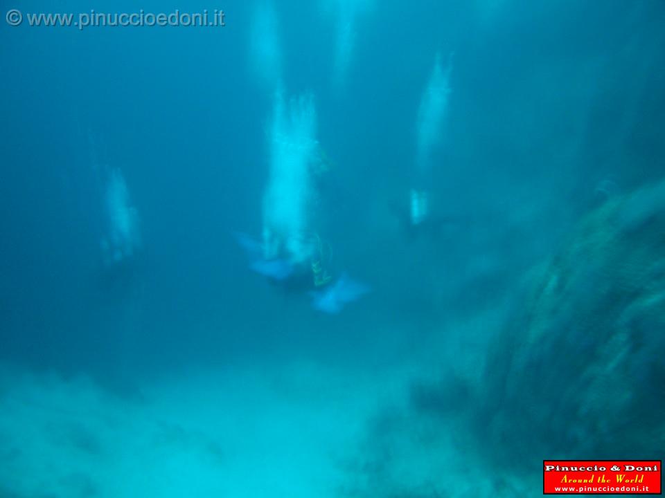 Djibouti - 476 - Immersione a 70 metri.jpg